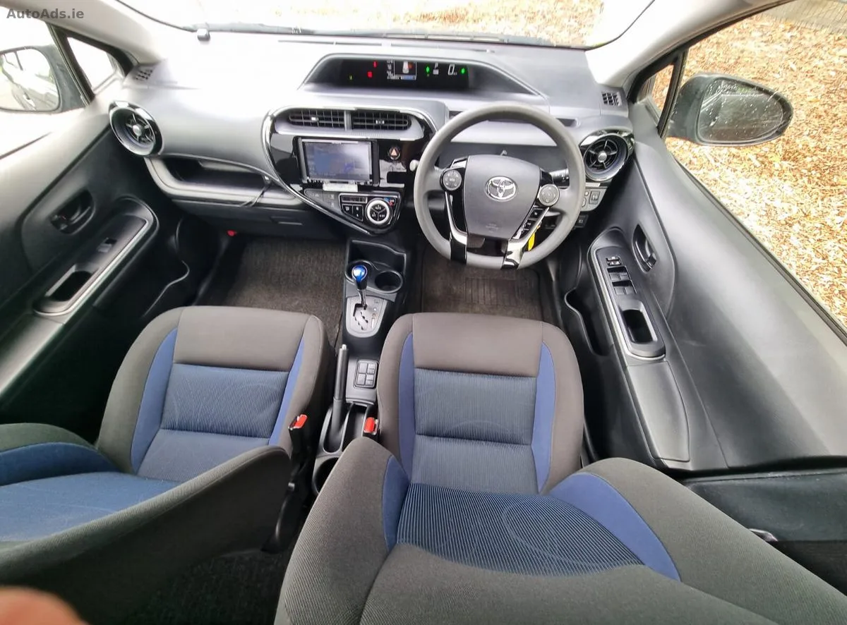 2019 Toyota Aqua – photo 15