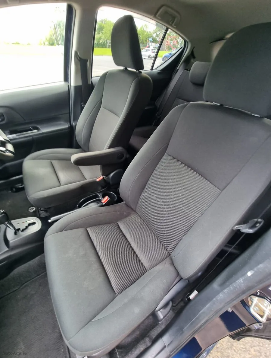 2019 Toyota Aqua – photo 19