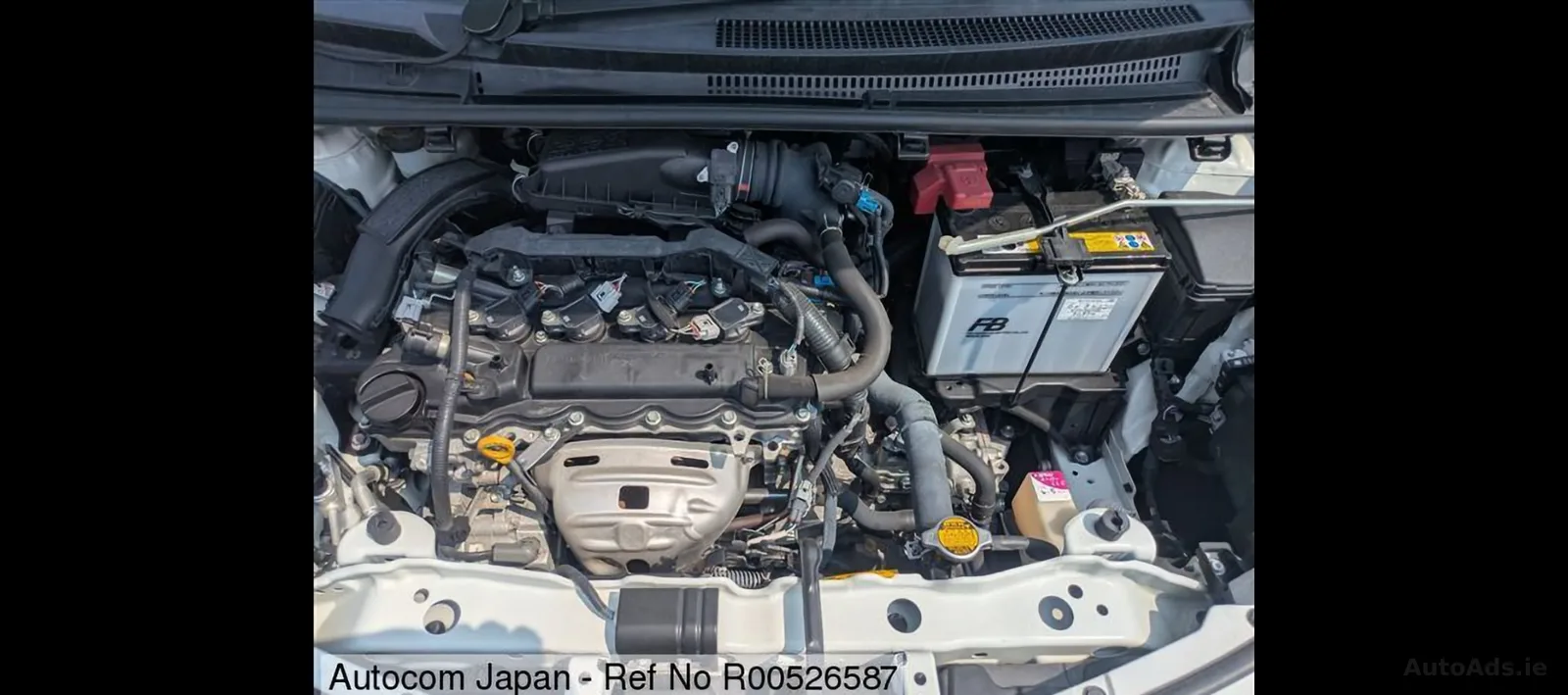 2013 Toyota Vitz – photo 4