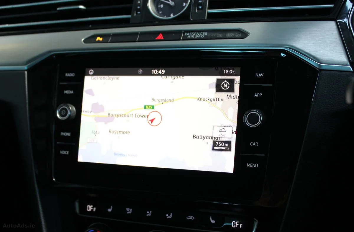 2018 Volkswagen Passat – photo 19