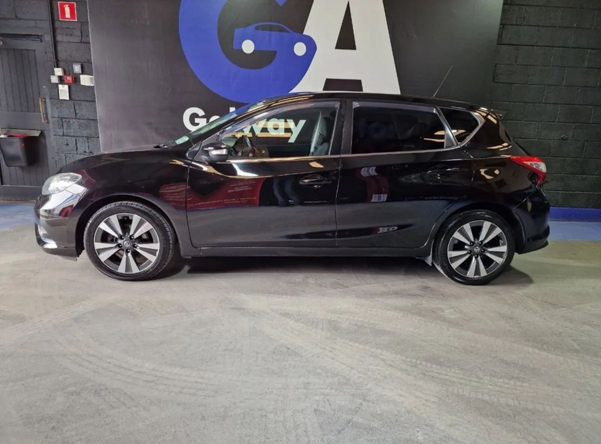 2018 Nissan Pulsar – photo 2