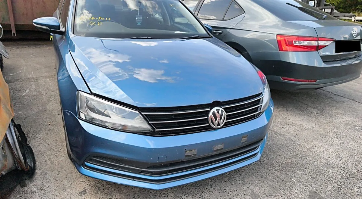 2015 VOLKSWAGEN JETTA 2.0 DIESEL FOR BREAKING
