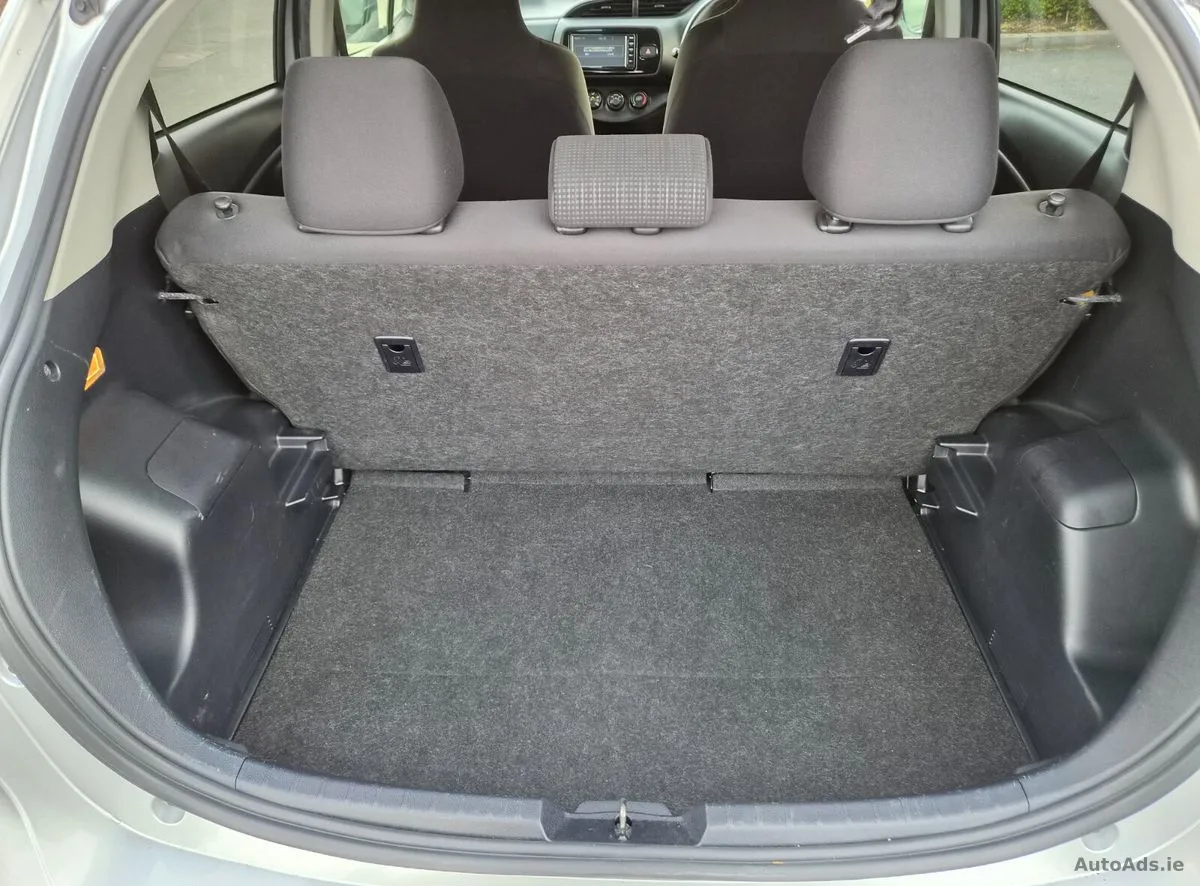 2019 Toyota Vitz – photo 14