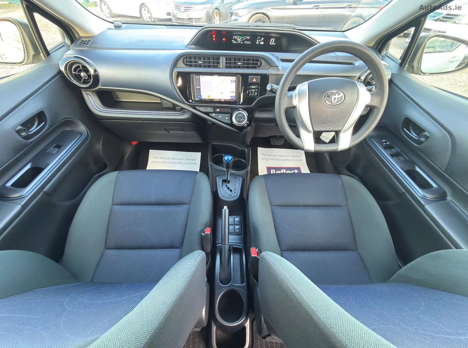2017 Toyota Aqua – photo 13