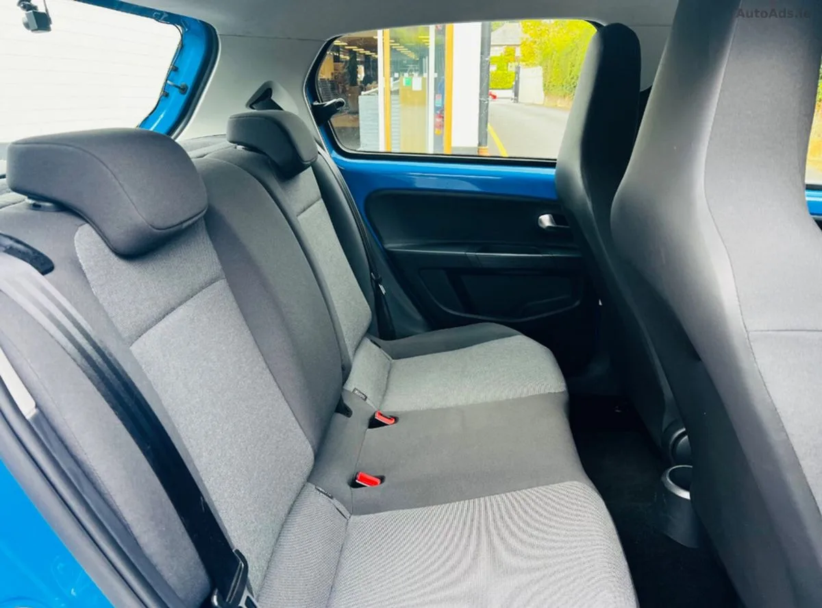 2015 Volkswagen up! – photo 18