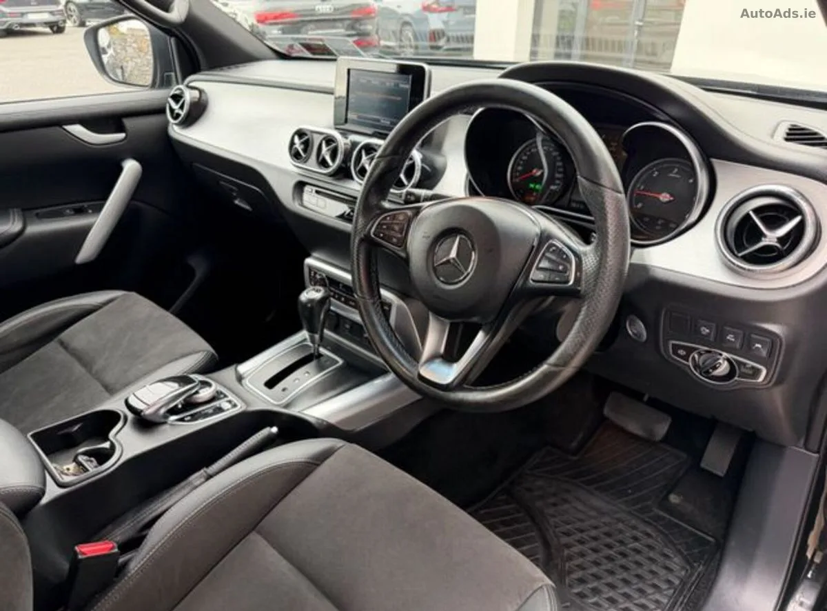 2020 Mercedes-Benz X-Class – photo 16