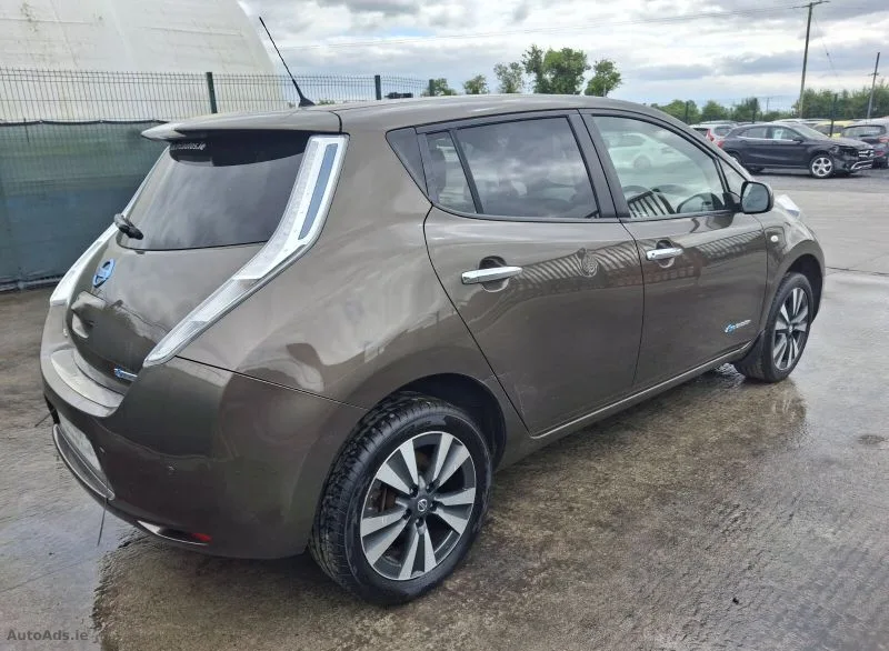 2016 Nissan Leaf – photo 3