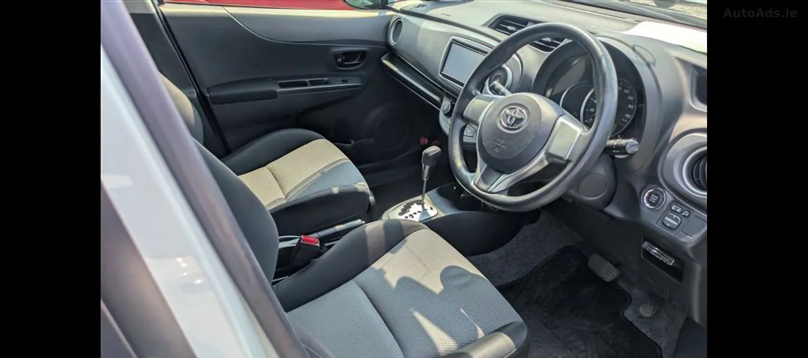 2013 Toyota Vitz – photo 7