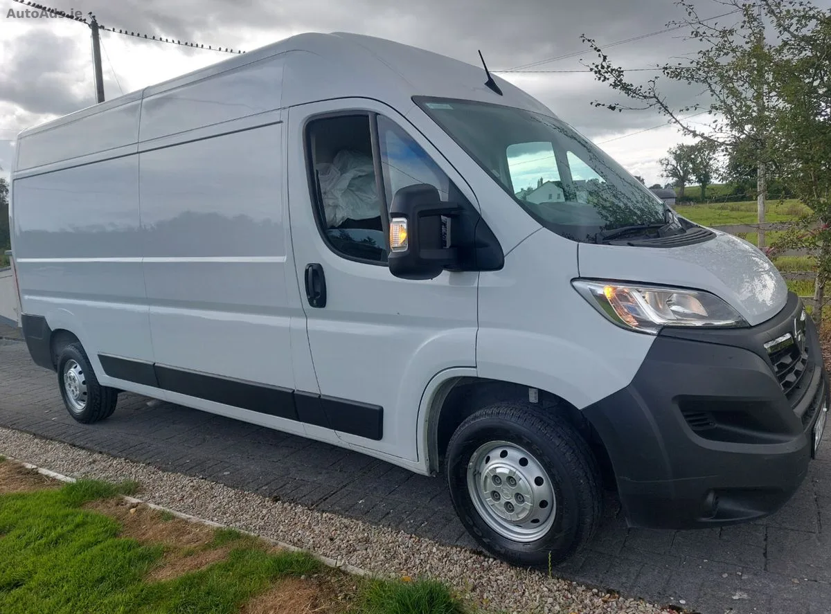 2023 Opel Movano