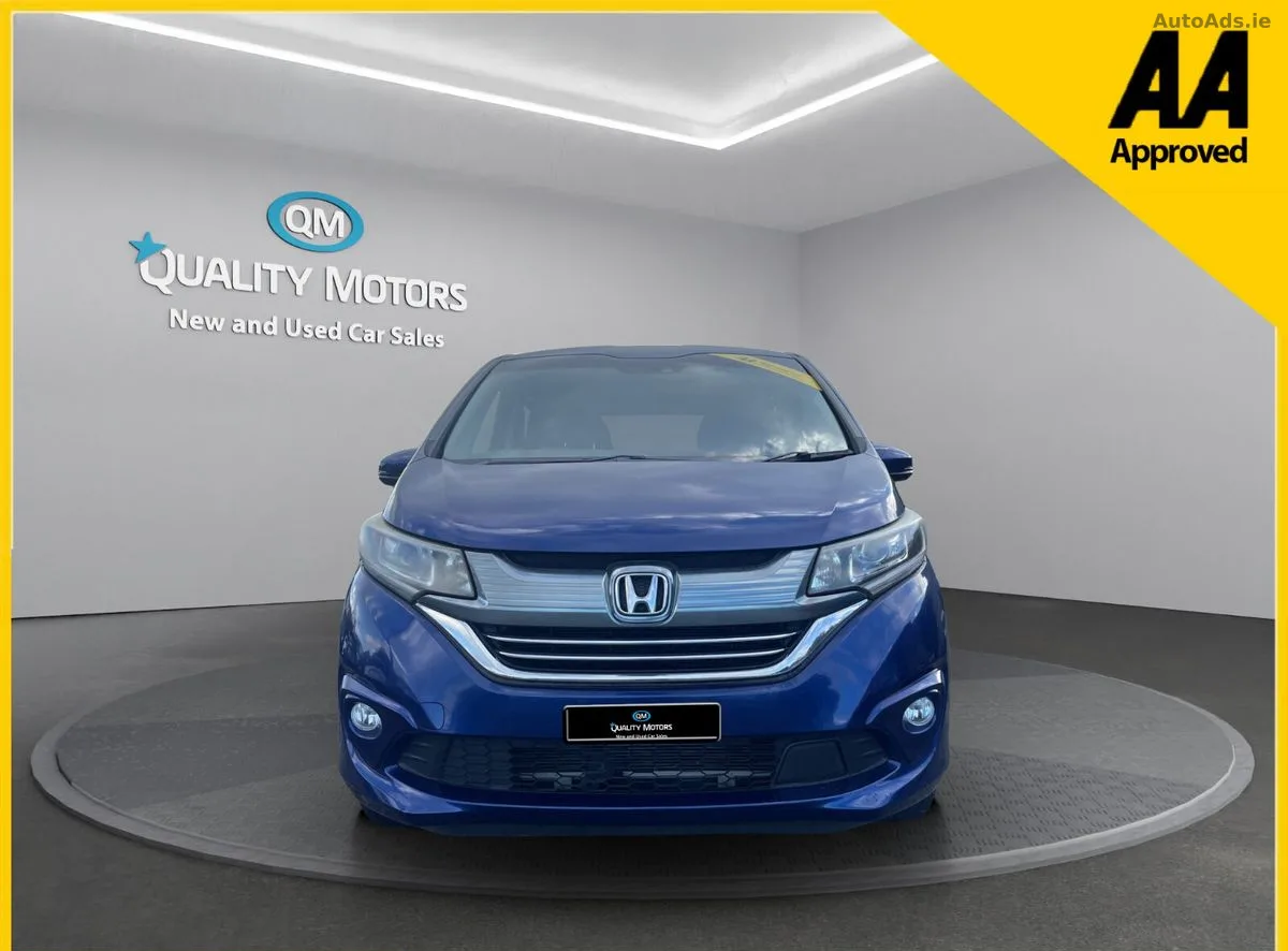 2017 Honda Freed – photo 2