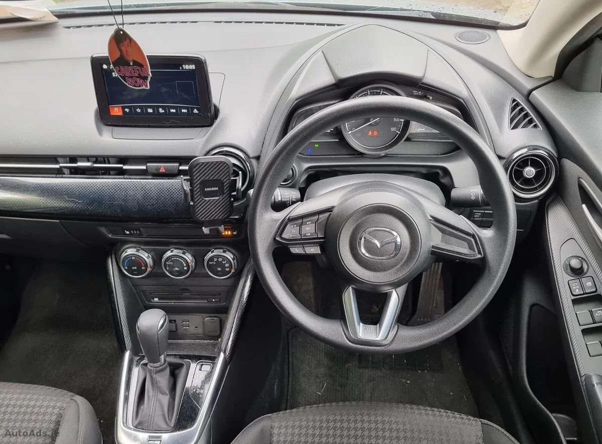 2017 Mazda Demio – photo 13