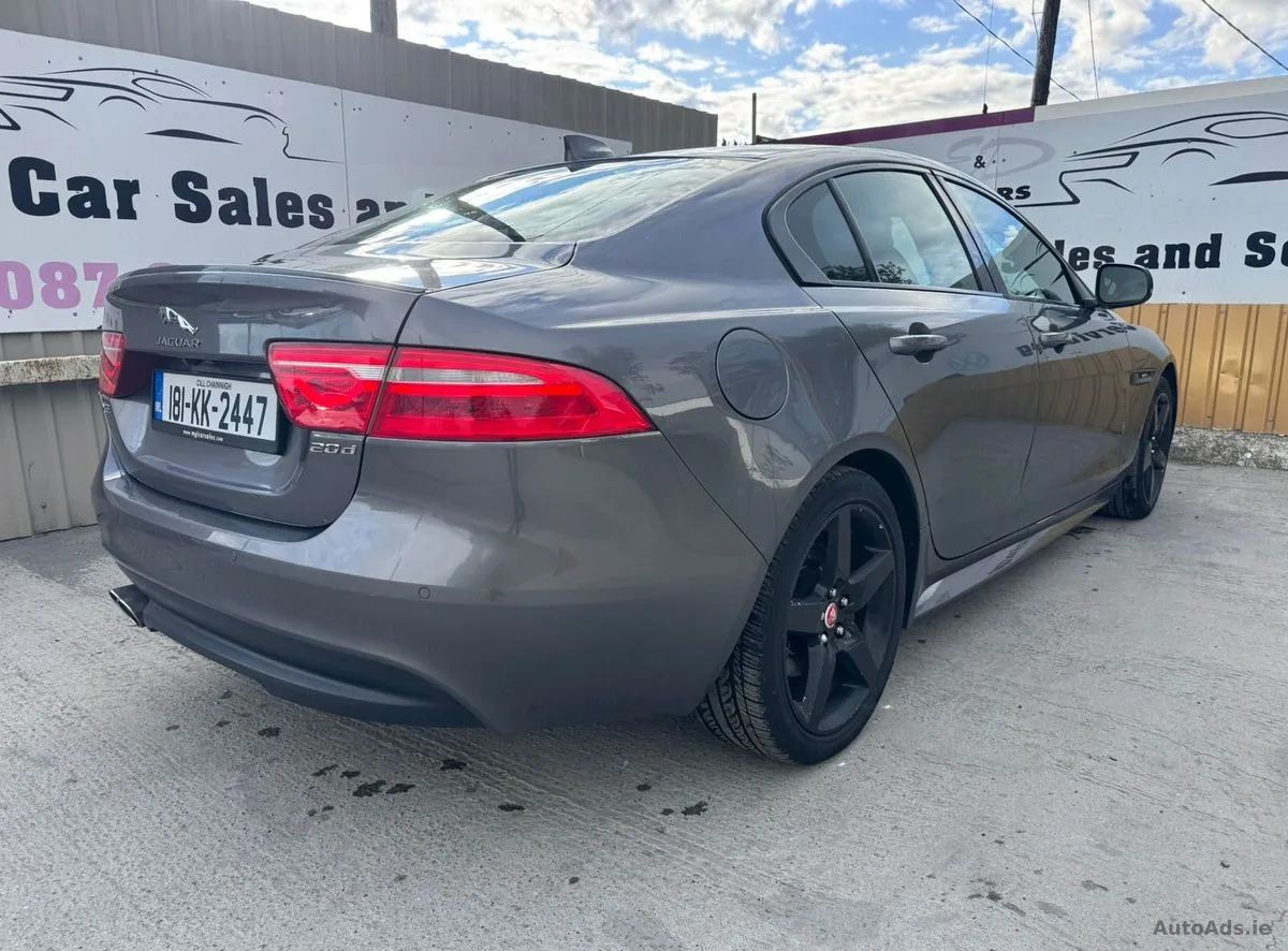 2018 Jaguar XE – photo 10
