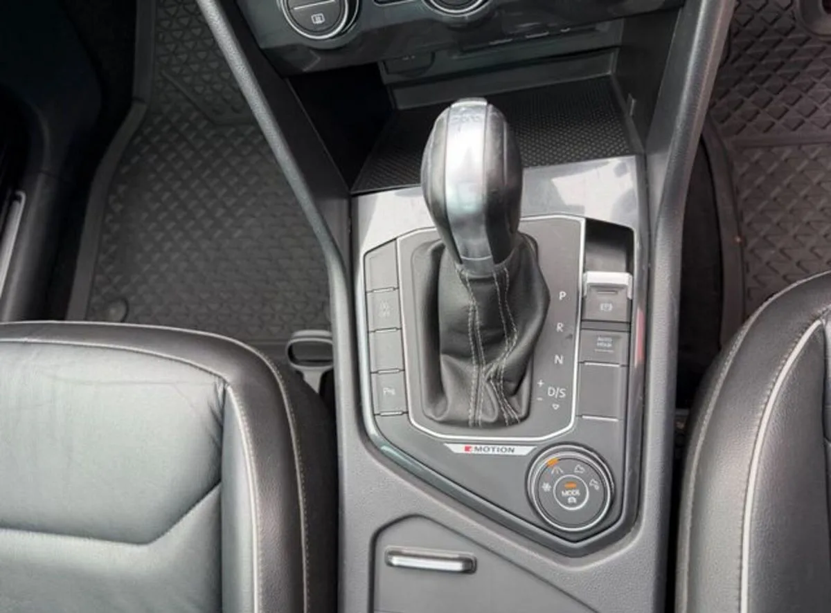 2018 Volkswagen Tiguan – photo 16