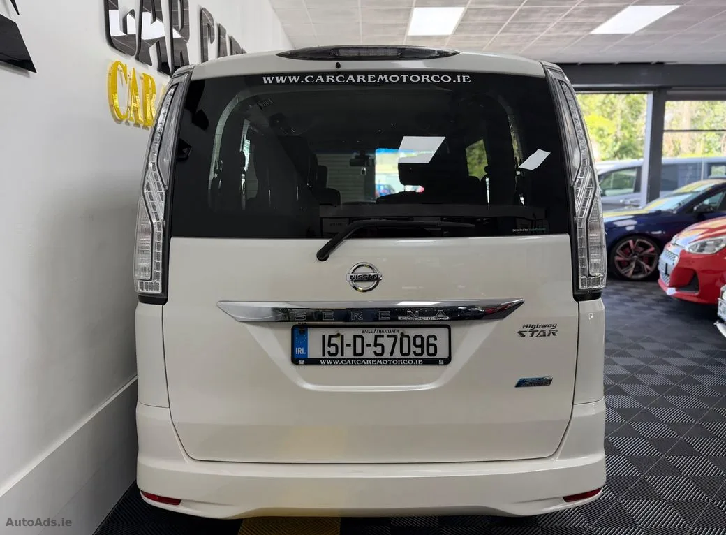 2015 Nissan Serena – photo 5