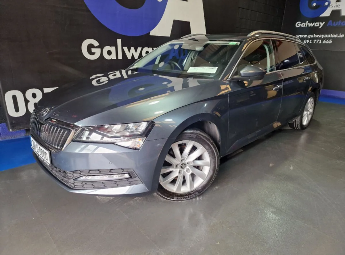 2022 Skoda Superb – photo 4