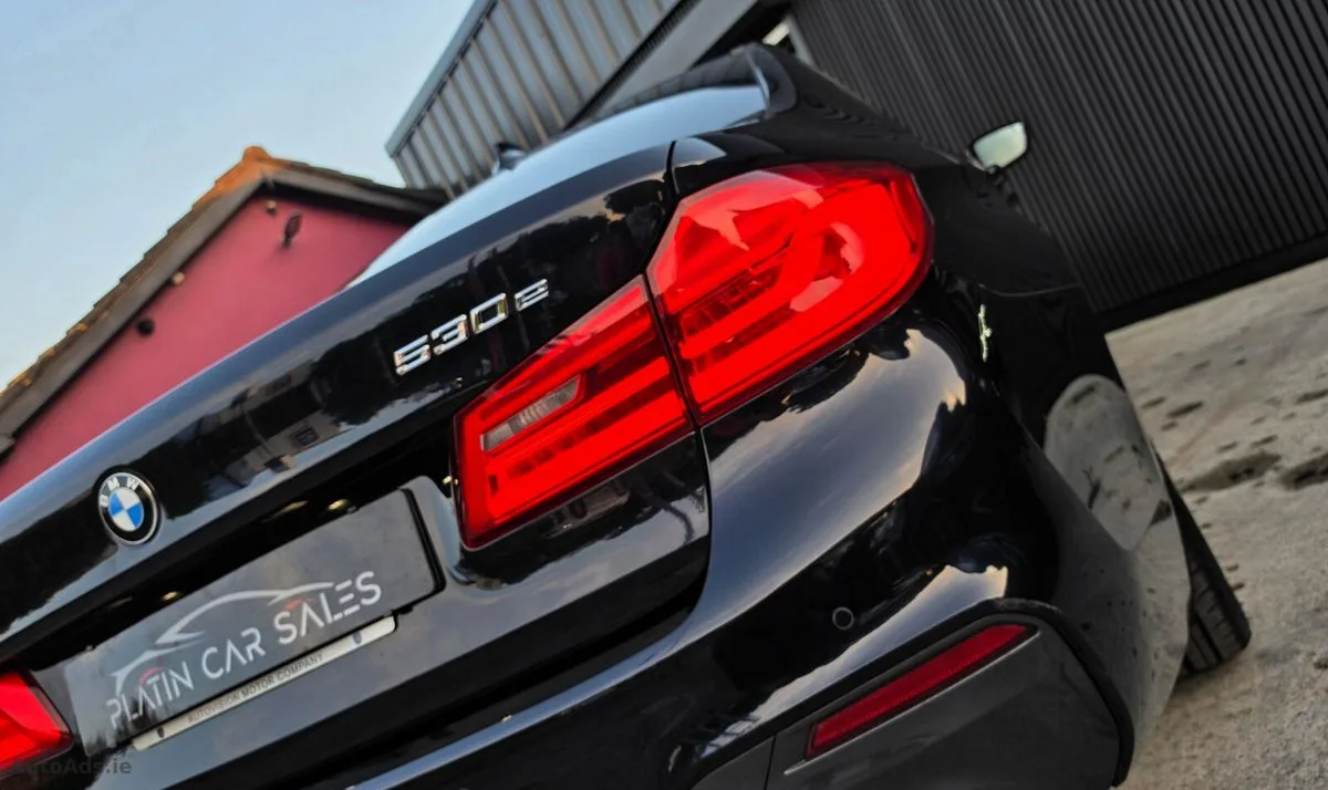 2019 BMW 5-Series – photo 6