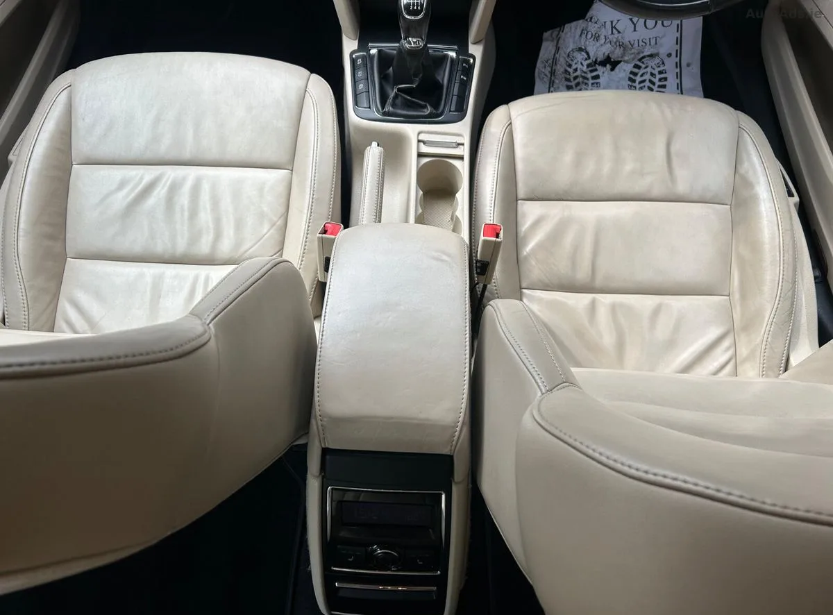 2013 Skoda Superb – photo 16