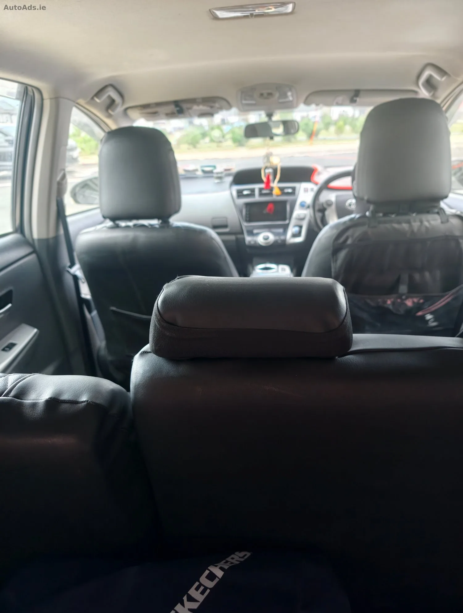 2014 Toyota Prius – photo 4
