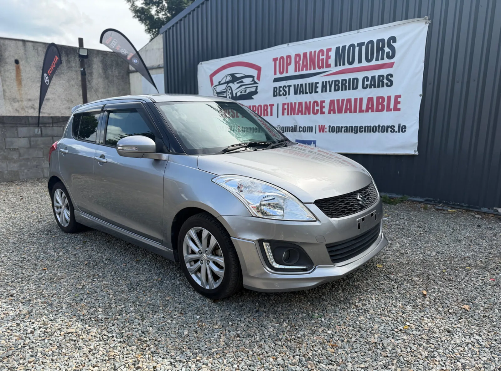 2016 Suzuki Swift – photo 1