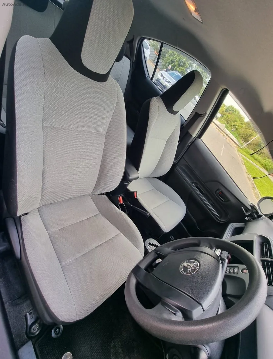 2021 Toyota Aqua – photo 12