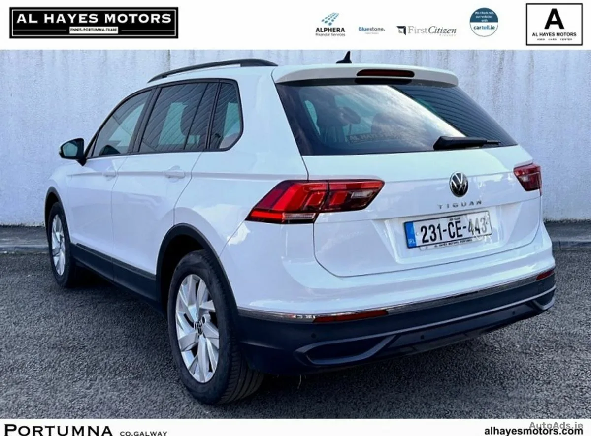 2023 Volkswagen Tiguan – photo 3