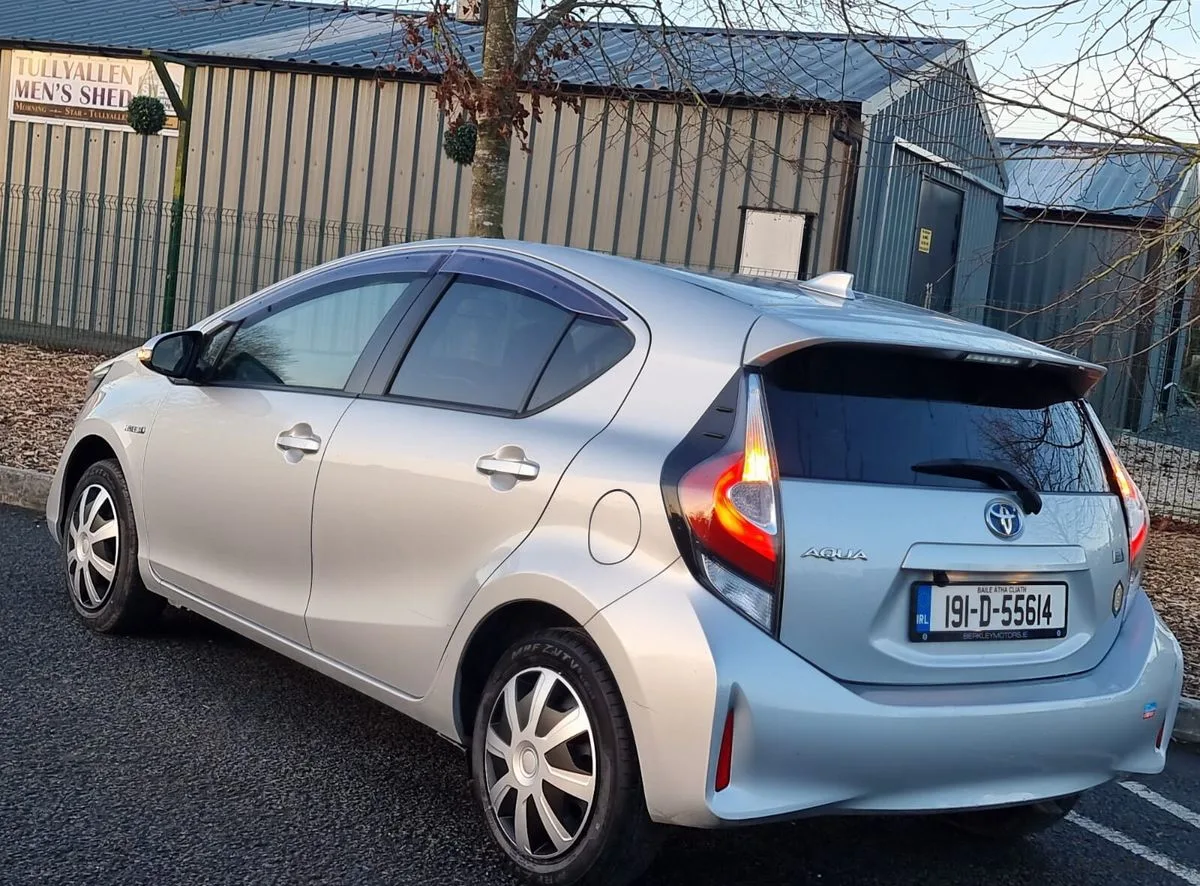 2019 Toyota Aqua – photo 10