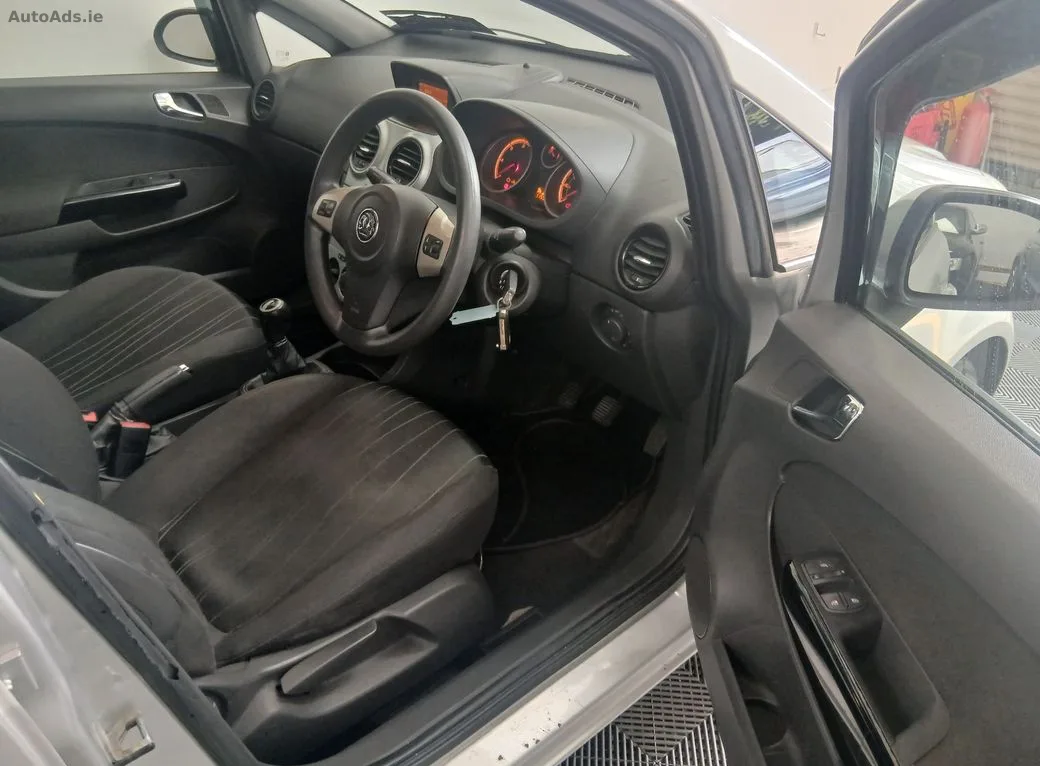2010 Vauxhall Corsa – photo 7