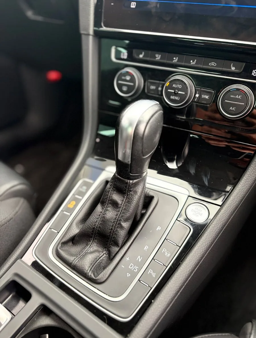 2019 Volkswagen Golf – photo 15