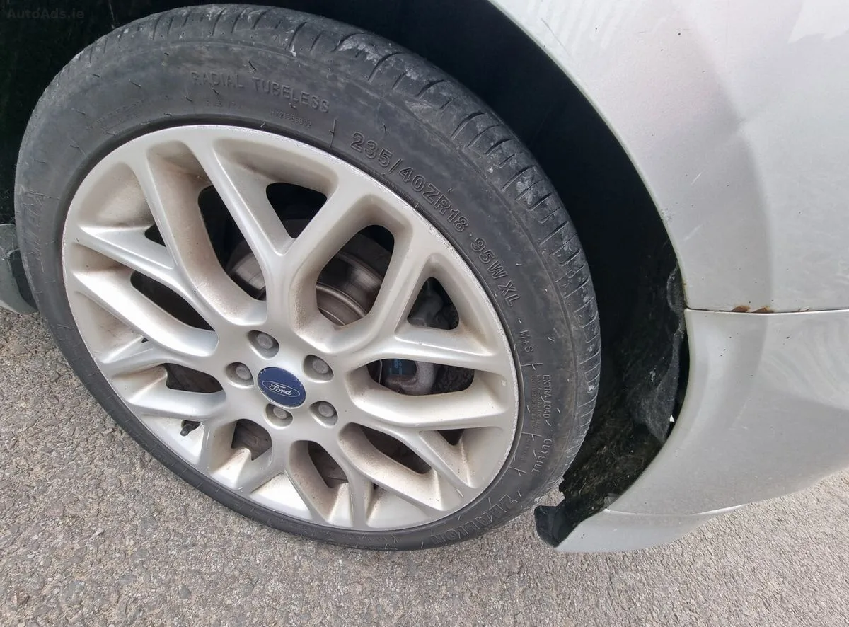 2015 Ford Focus – photo 19