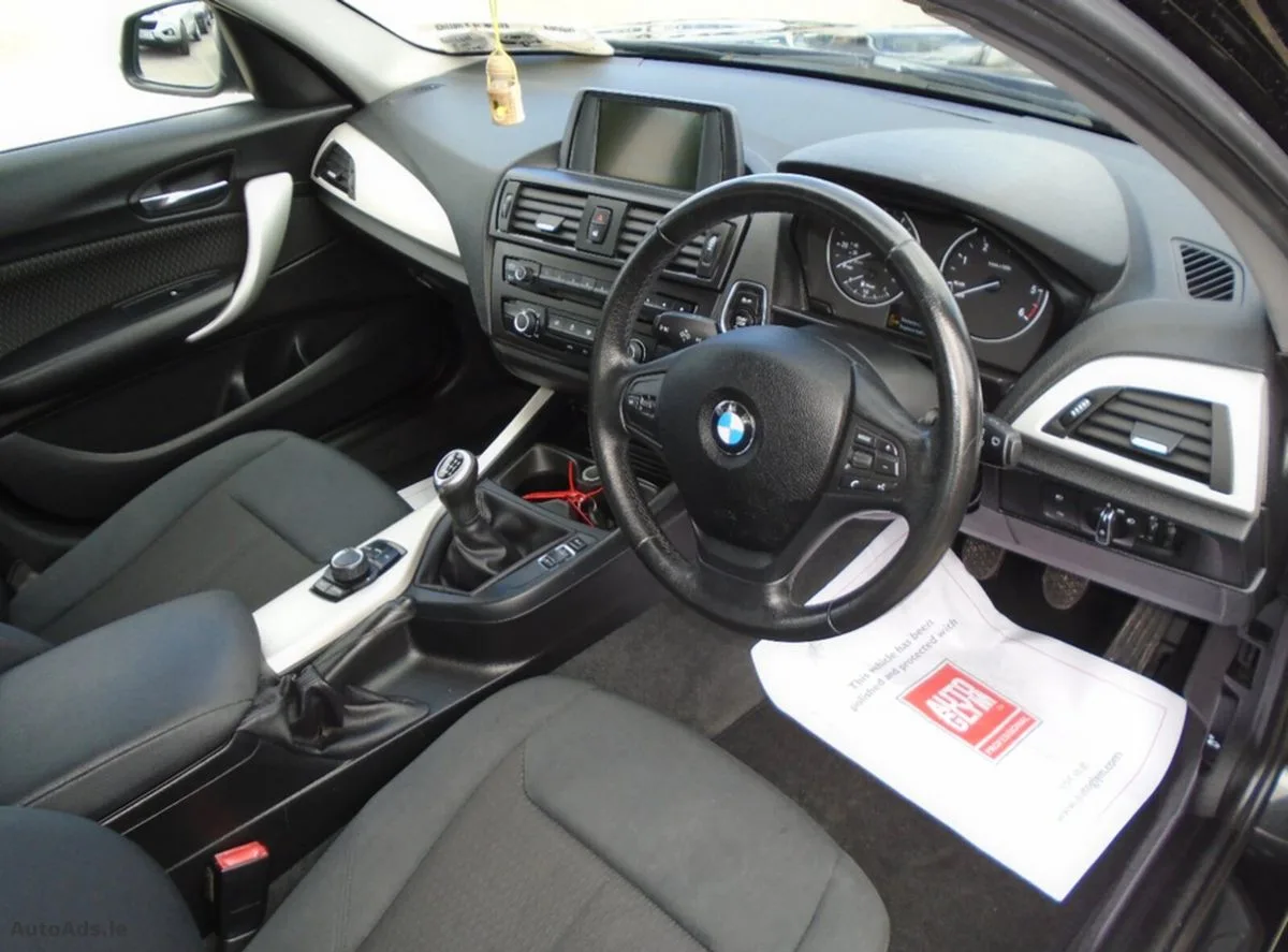 2013 BMW 1-Series – photo 14