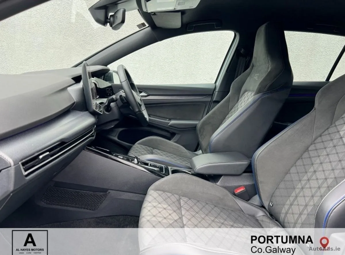 2025 Volkswagen Golf – photo 4