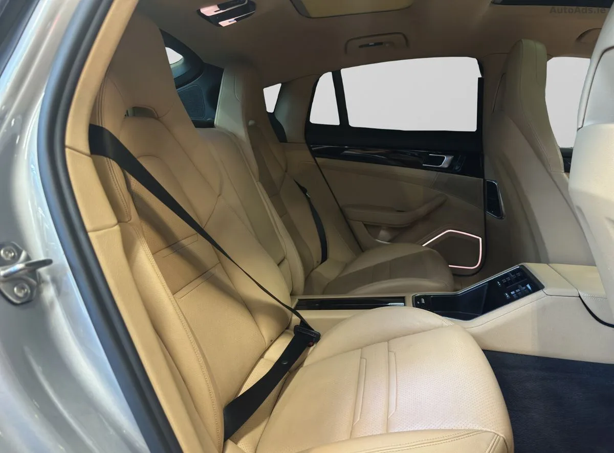 2018 Porsche Panamera – photo 16