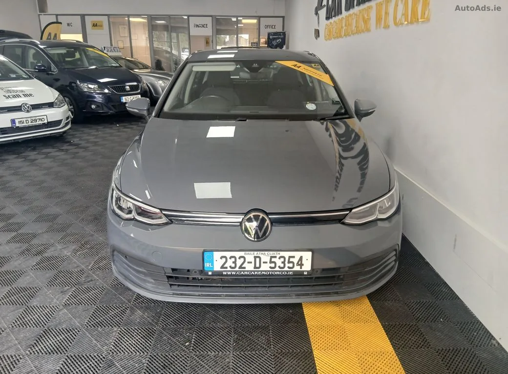 2023 Volkswagen Golf – photo 3