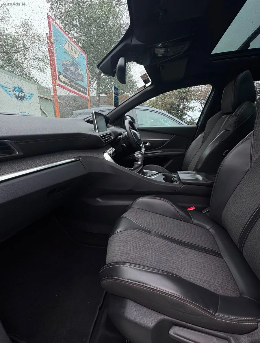 2018 Peugeot 5008 – photo 11