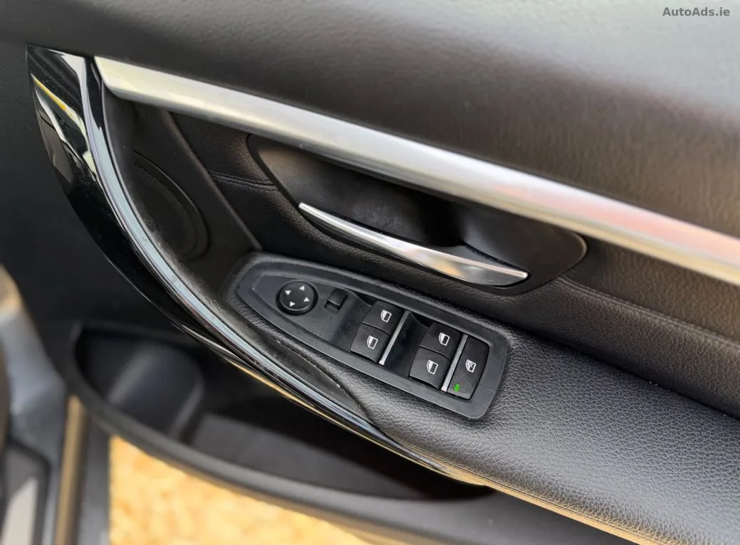 2017 BMW 3 Series – photo 13