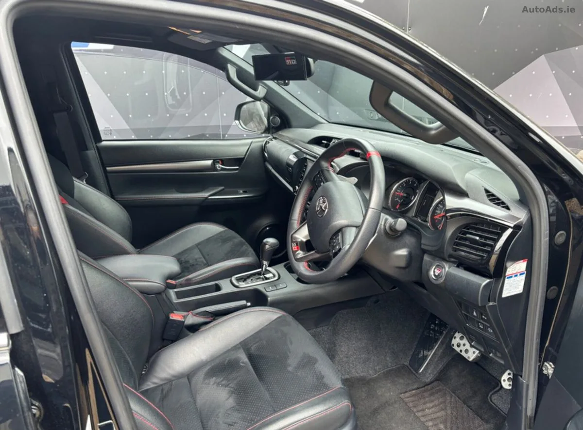 2023 Toyota Hilux – photo 11