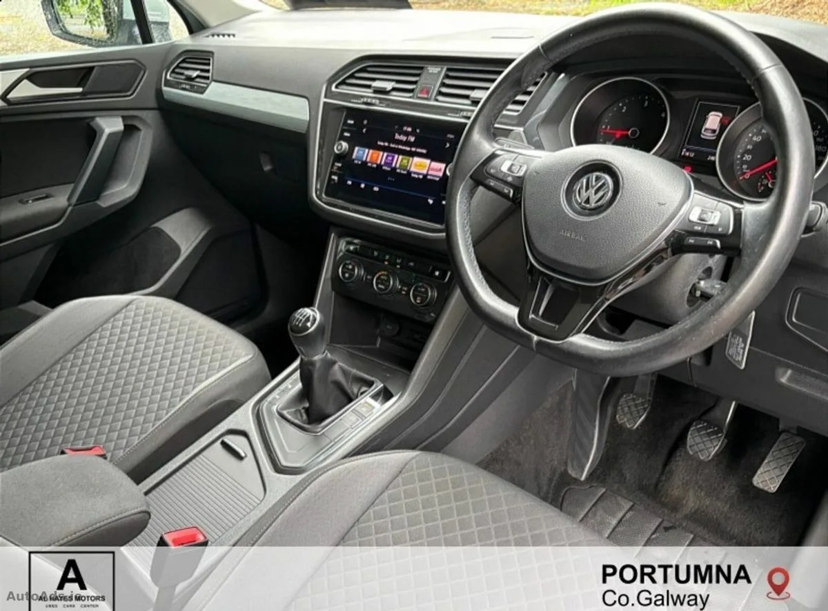 2019 Volkswagen Tiguan – photo 2