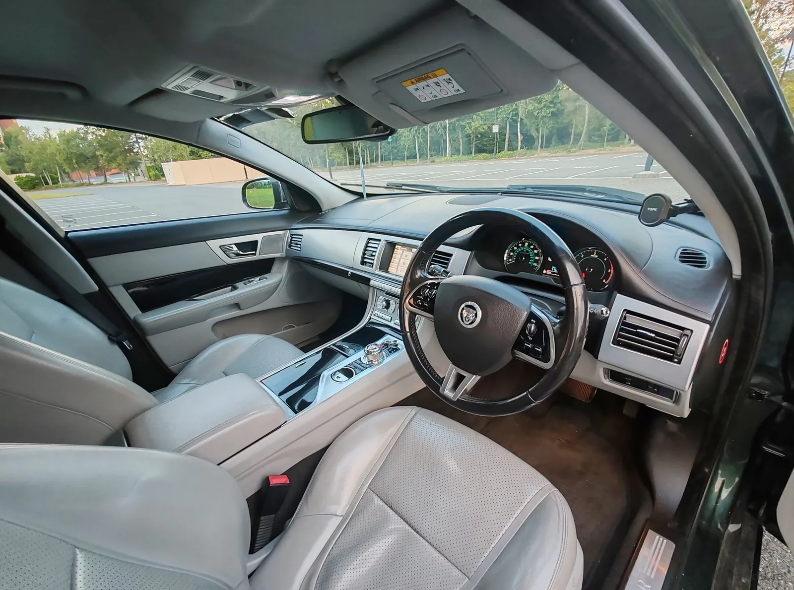 2011 Jaguar XF – photo 5