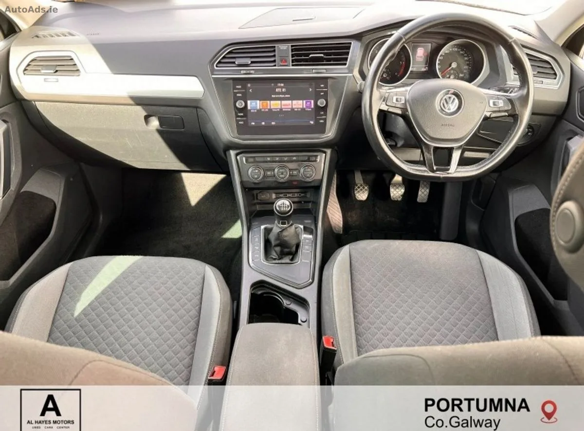 2019 Volkswagen Tiguan – photo 2