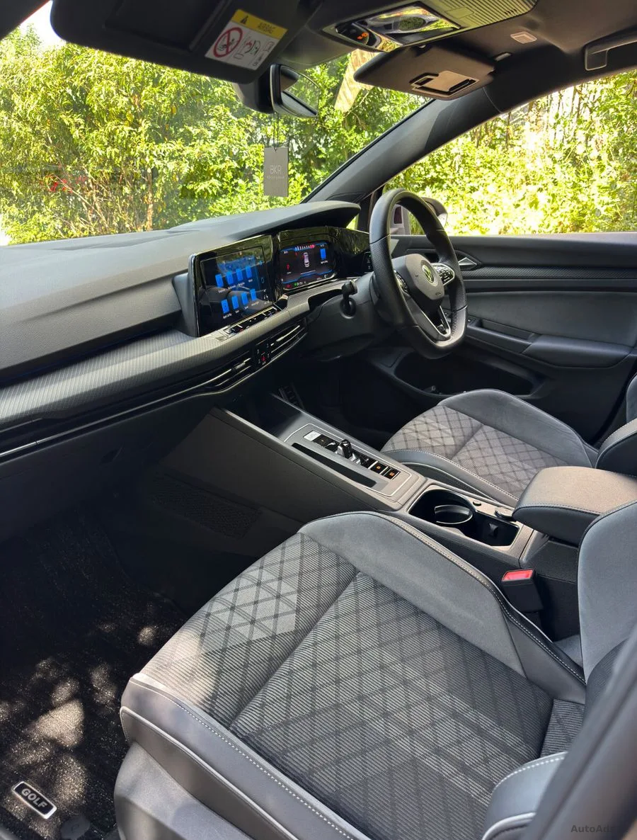 2022 Volkswagen Golf – photo 10