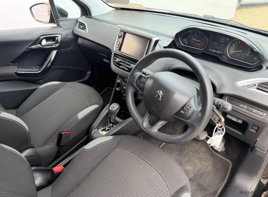 2017 Peugeot 208 – photo 7