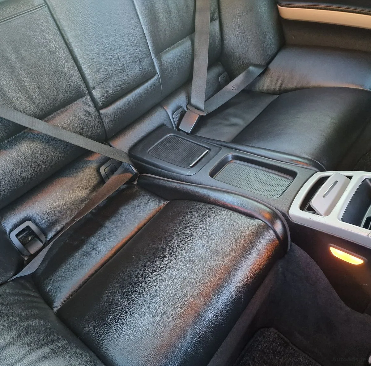 2012 BMW 3-Series – photo 12