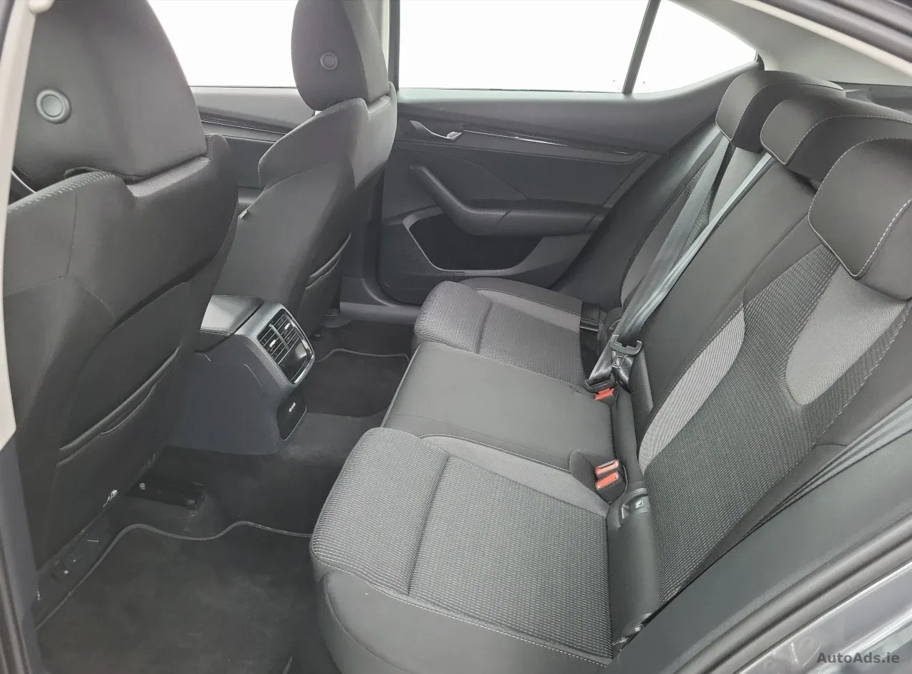 2024 Skoda Octavia – photo 6