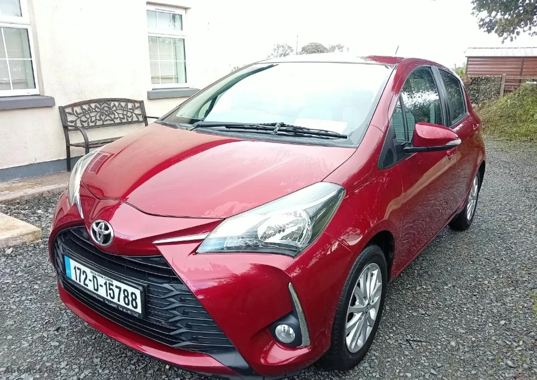 2017 Toyota Yaris – photo 2