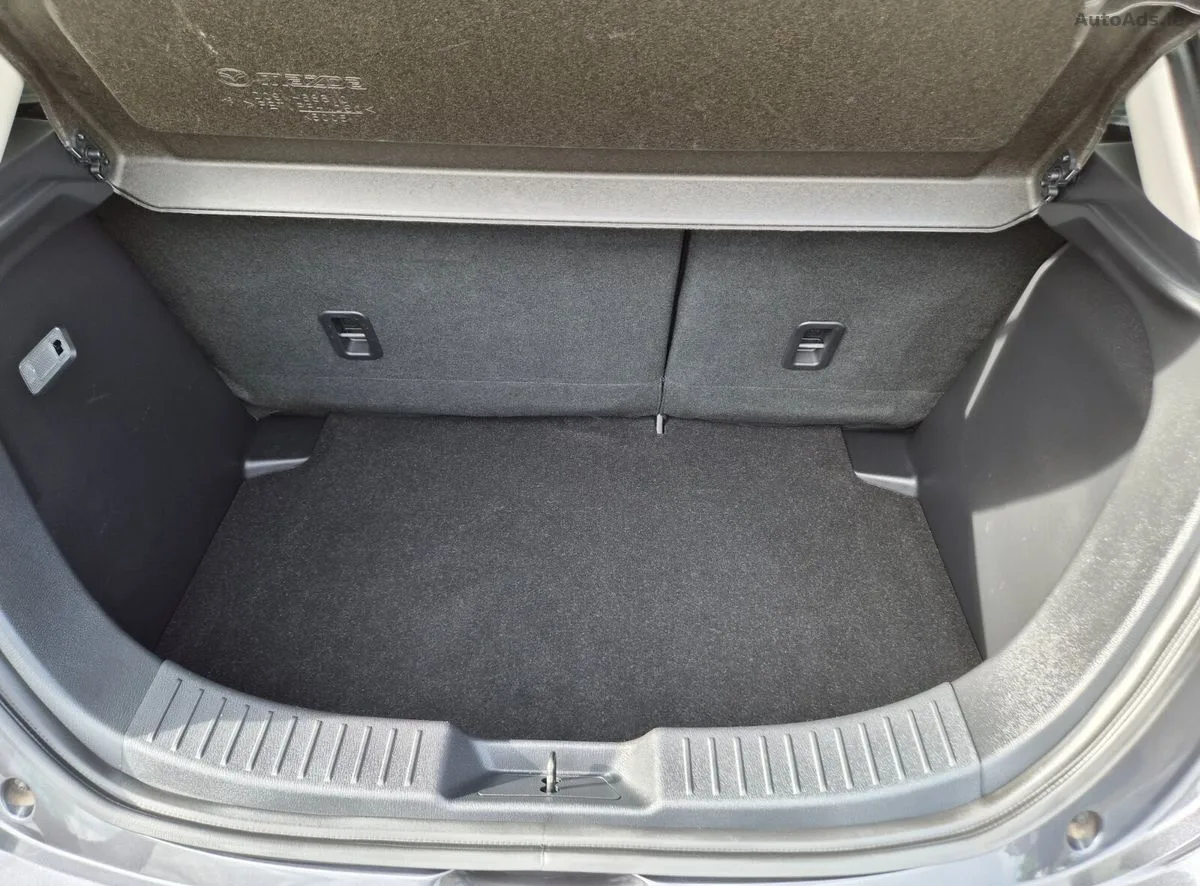 2016 Mazda Demio – photo 17