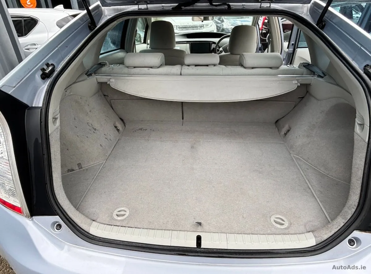 2010 Toyota Prius – photo 6