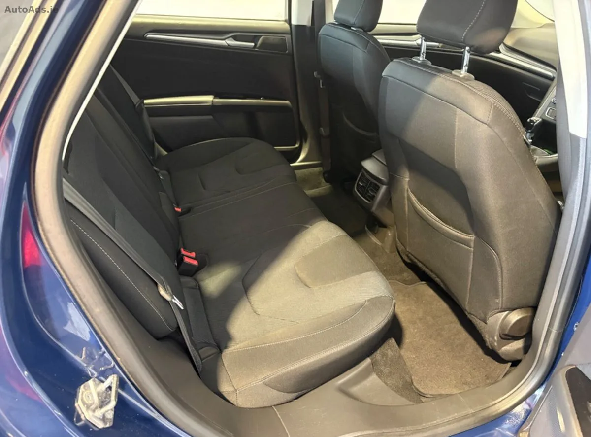 2017 Ford Mondeo – photo 8
