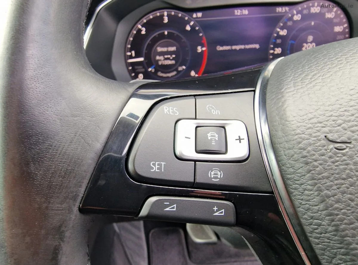 2019 Volkswagen Passat – photo 17