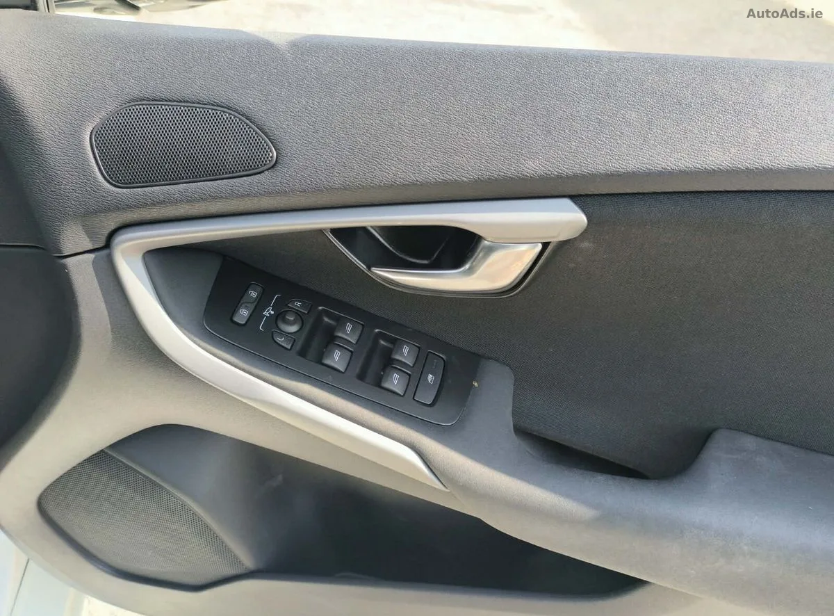 2015 Volvo V40 – photo 15