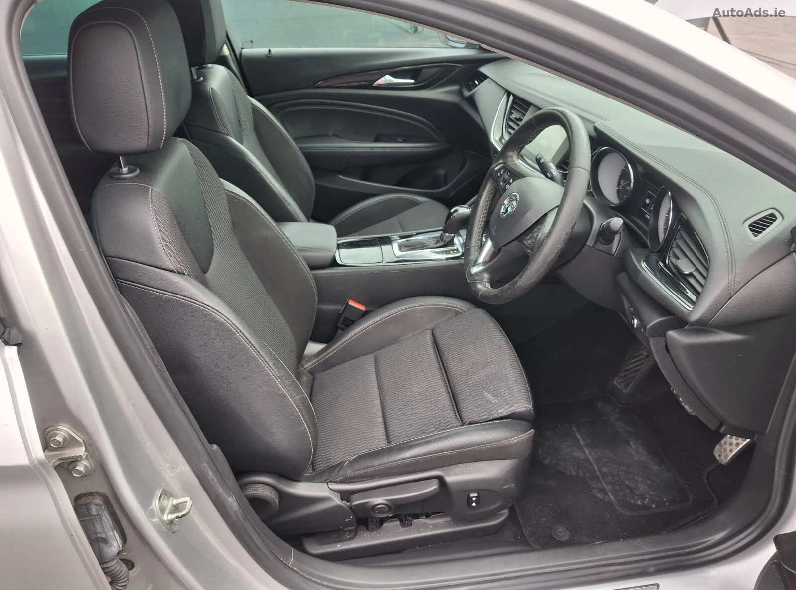 2018 Vauxhall Insignia – photo 11